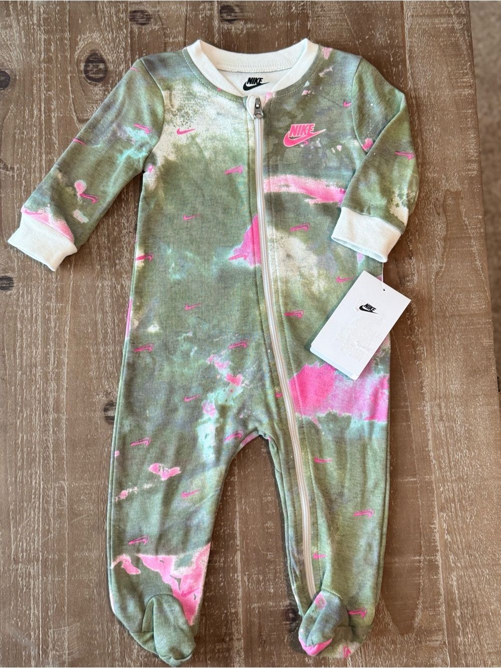 +NWT Nike Baby Girl Pink Green Tie Dye Zip Footie 6M Swoosh Footed Romper
